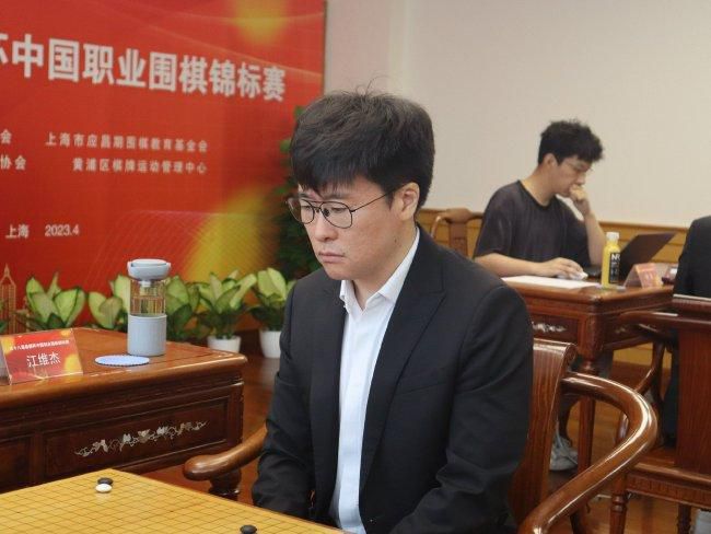 作为自己的导演作品丁晟依然按照往日惯例客串出镜，而在国产电影中大片导演出镜的例子不胜枚举，下面 上一页12345...99下一页 | | | | | | 电影频道节目中心官方网站