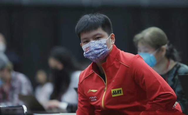 二人相差4岁，已经交往至少2年时间。