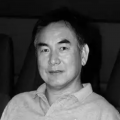 皮特亮相《杀手疾风号》首映礼 红毯现场大秀拳脚 2022-07-19 当地时间7月18日，电影《杀手疾风号》在巴黎举行首映礼，导演大卫·雷奇携布拉德·皮特、乔伊·金等主创出席。